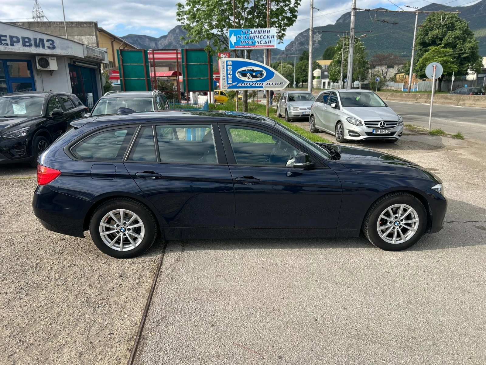 BMW 318 d, снимка 8 - Автомобили и джипове - 54427393