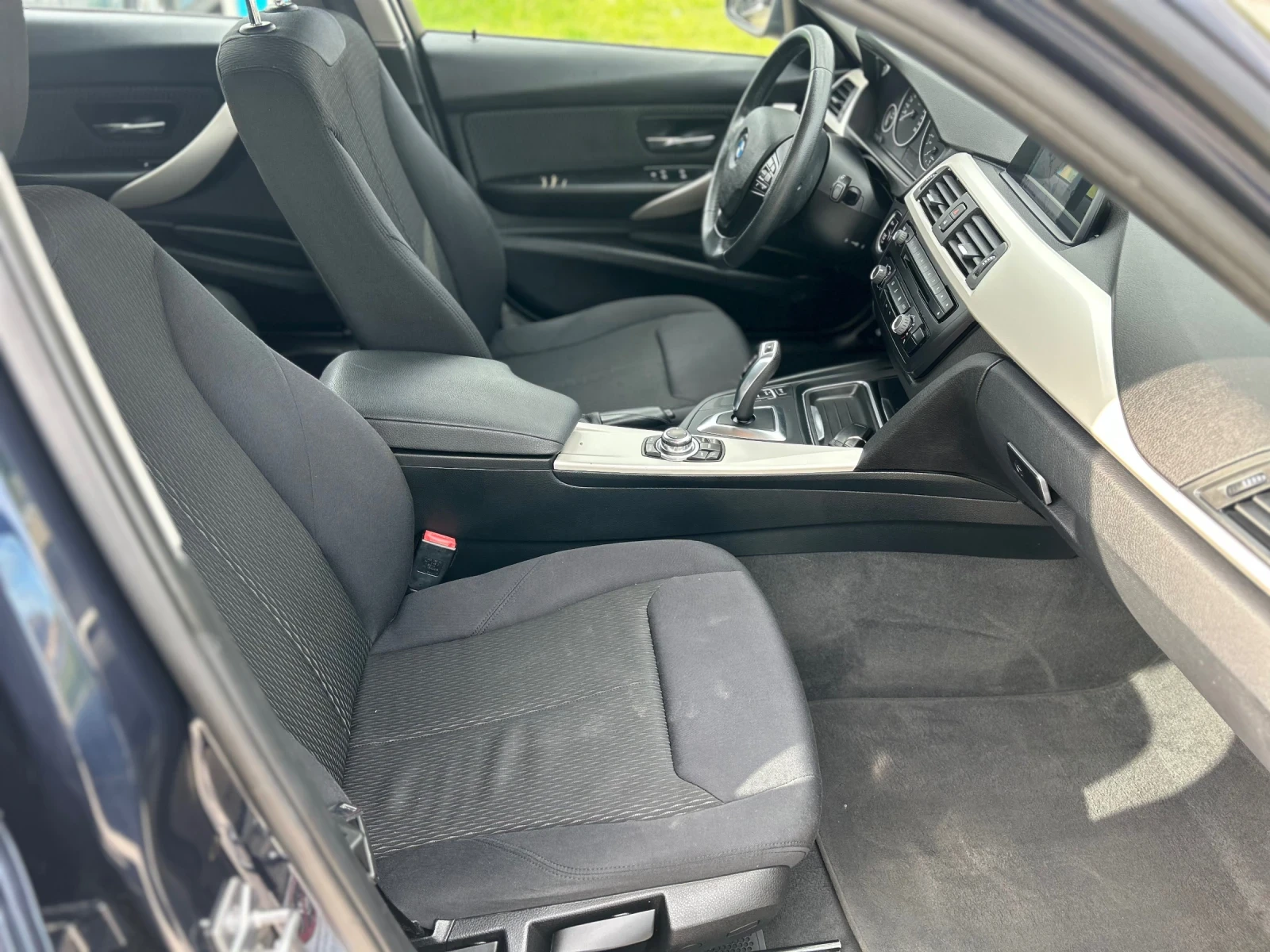 BMW 318 d, снимка 13 - Автомобили и джипове - 54427393