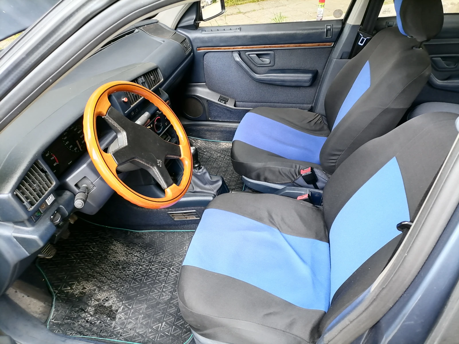 Peugeot 405 седан, снимка 7 - Автомобили и джипове - 54525633