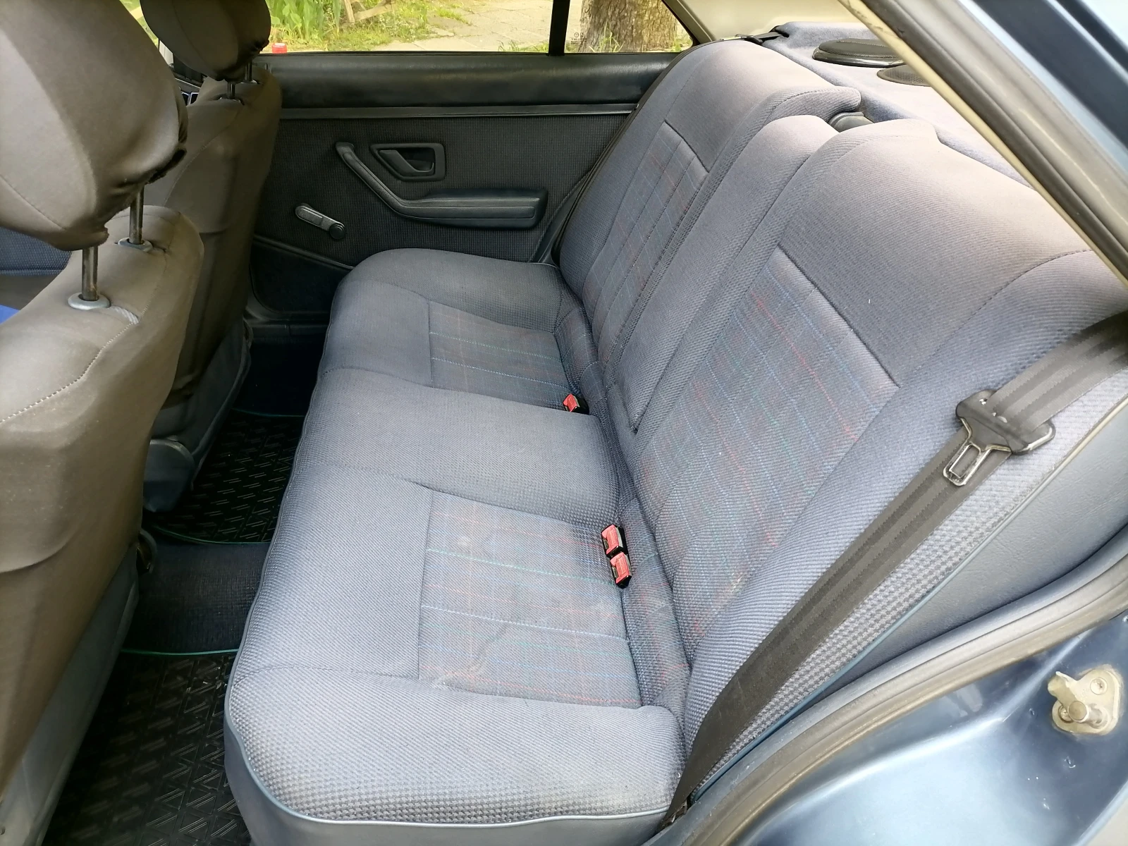 Peugeot 405 седан, снимка 8 - Автомобили и джипове - 54525633