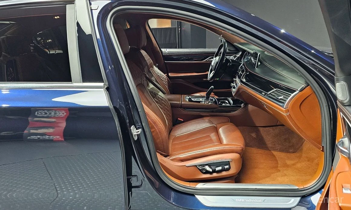 BMW 750, снимка 10 - Автомобили и джипове - 54629566