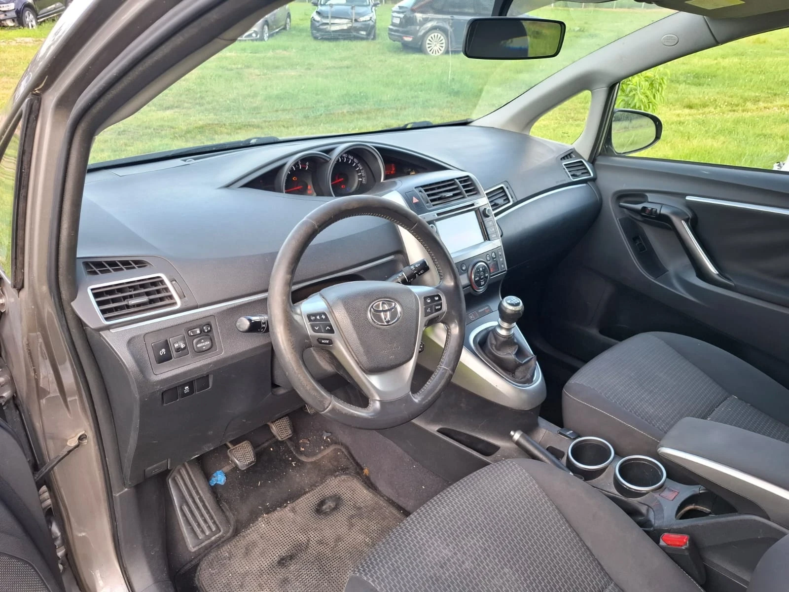 Toyota Corolla verso | Mobile.bg � ����������� 10