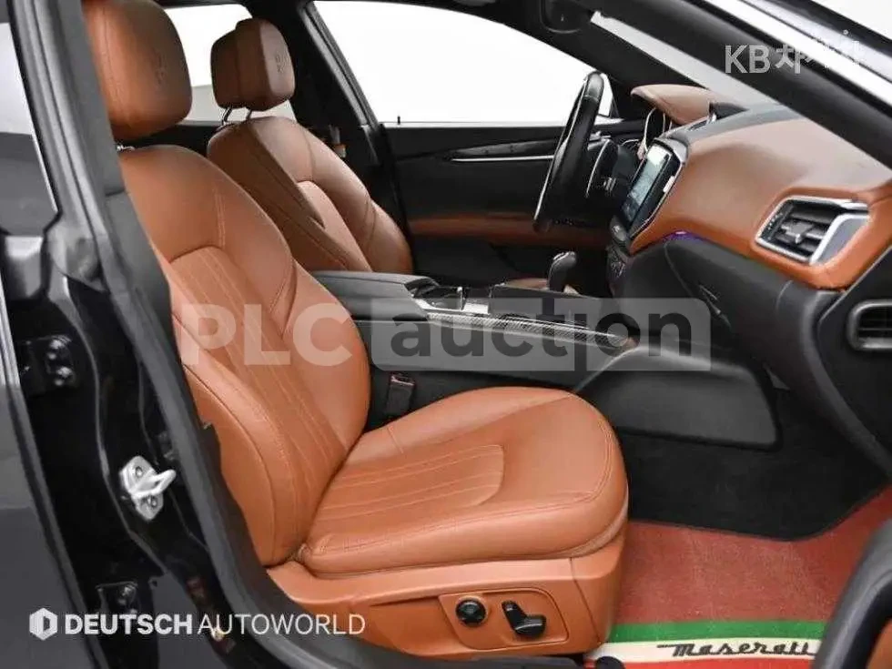 Maserati Ghibli 3.0| КАМЕРА| ШИБЕДАХ| ПОДГРЕВ| ВКЛ.ТЕХНОТЕСТ, снимка 9 - Автомобили и джипове - 54787602