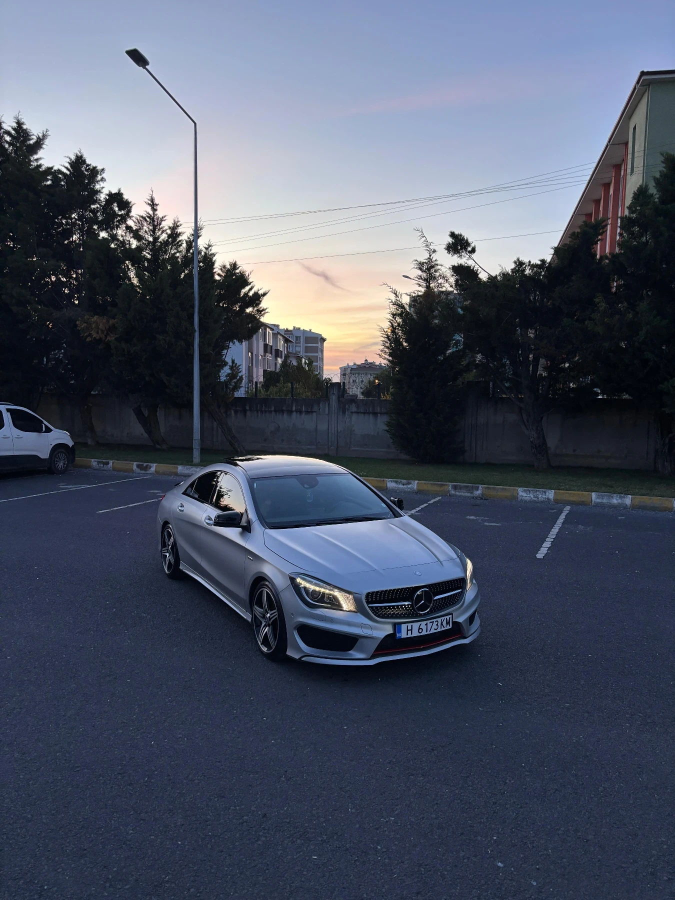 Mercedes-Benz CLA 250, снимка 9 - Автомобили и джипове - 54895185