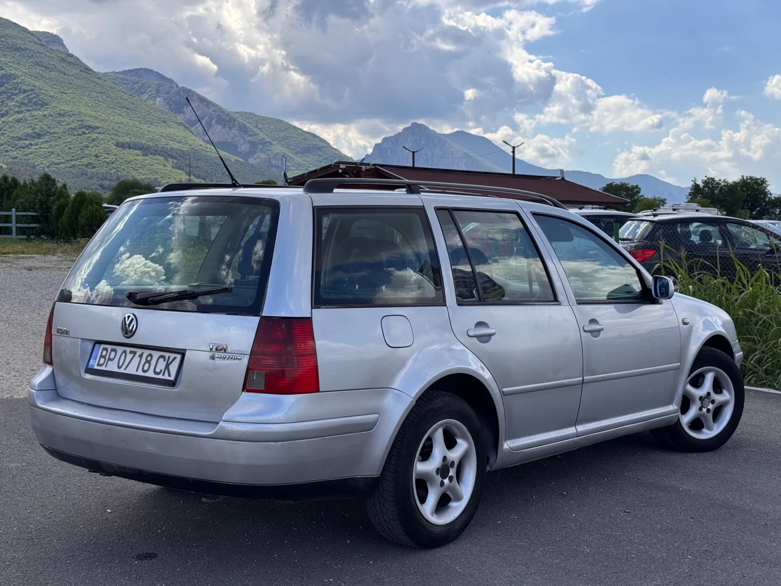 VW Bora 1.9 TDI / 4x4, снимка 4 - Автомобили и джипове - 54973669