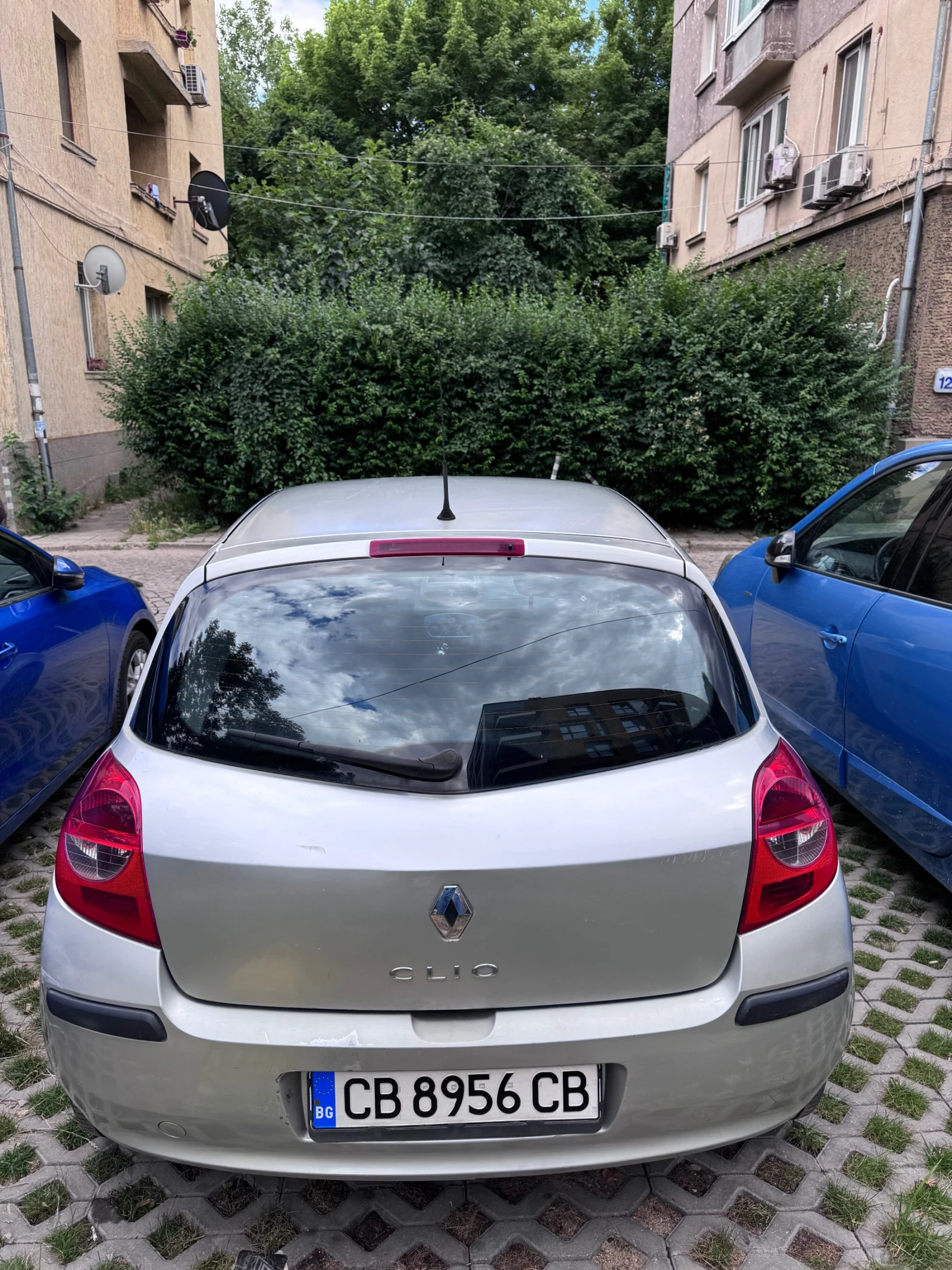 Renault Clio, снимка 4 - Автомобили и джипове - 55258042