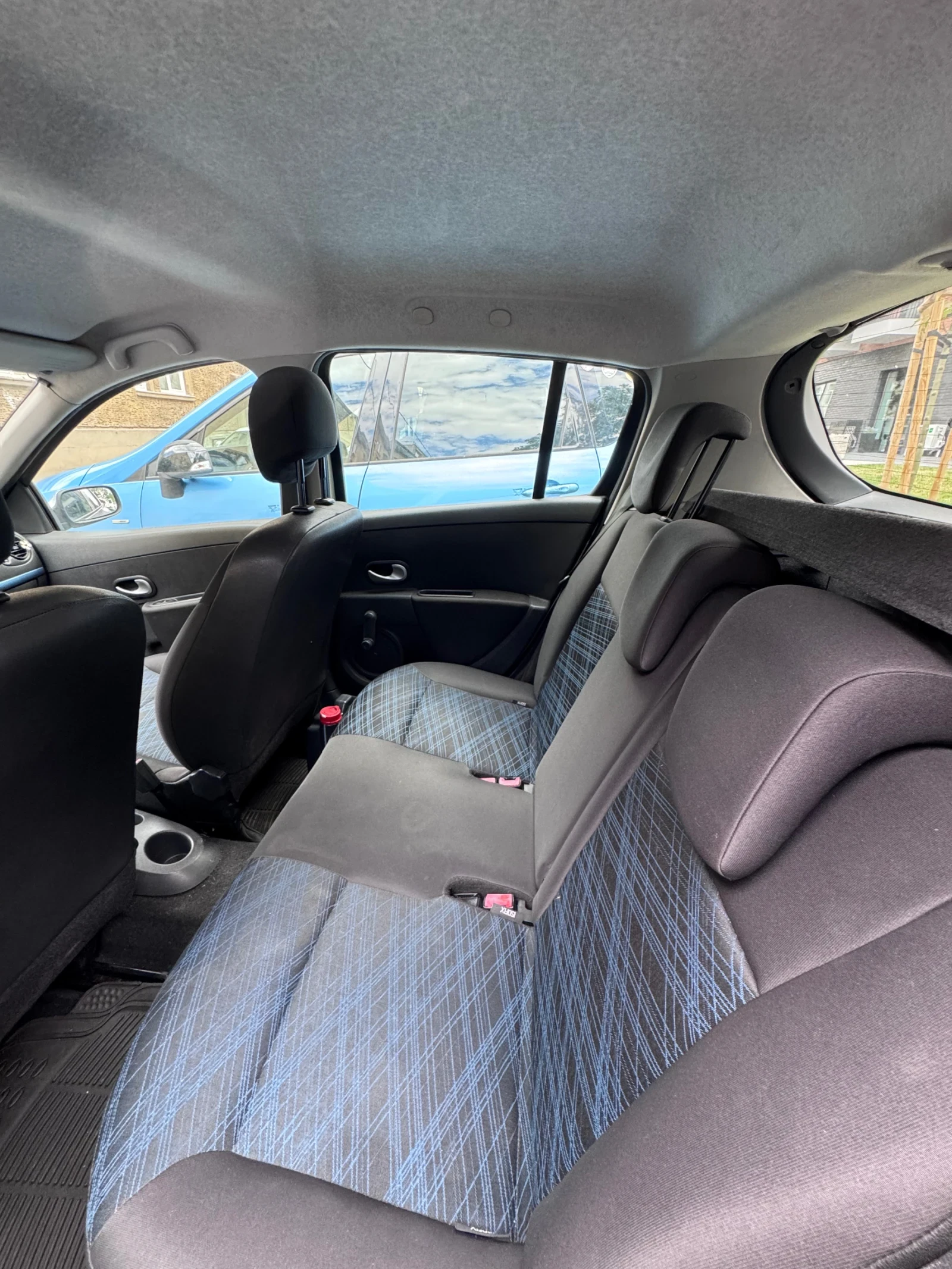 Renault Clio, снимка 7 - Автомобили и джипове - 55258042