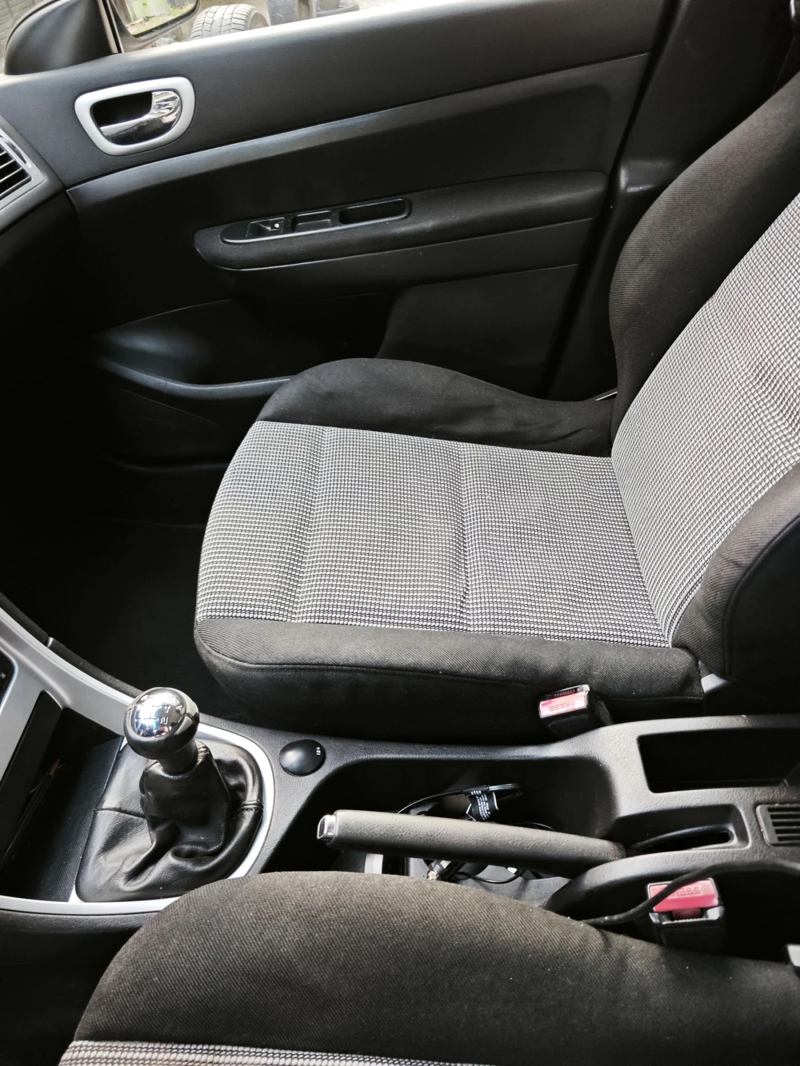 Peugeot 307, снимка 12 - Автомобили и джипове - 55423547