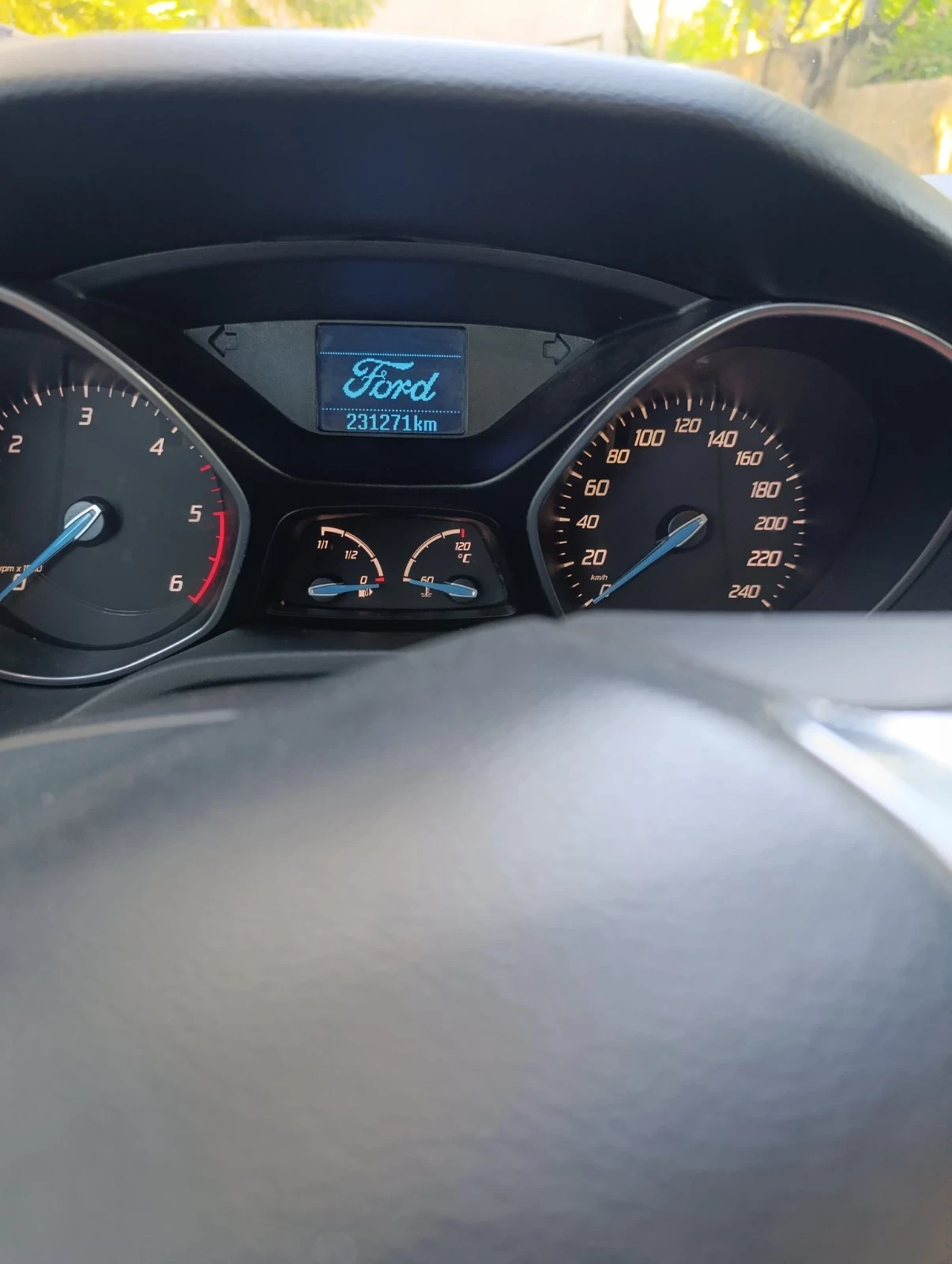 Ford Focus 1.6, снимка 5 - Автомобили и джипове - 55715039