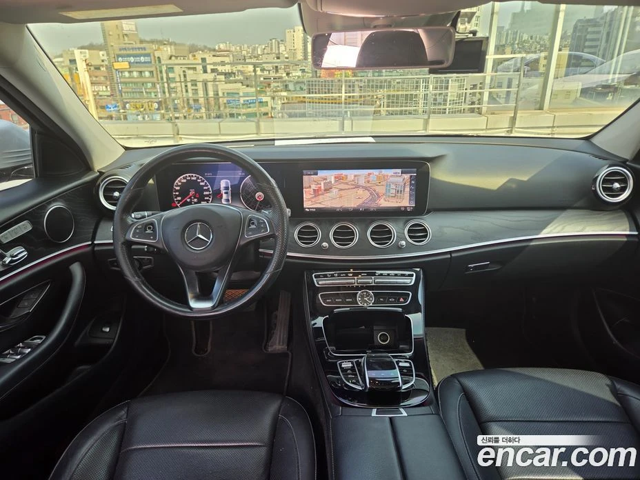 Mercedes-Benz E 300 E300 Avantgarde, снимка 7 - Автомобили и джипове - 56117524