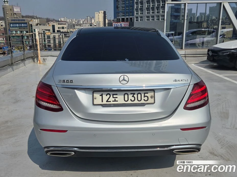 Mercedes-Benz E 300 E300 Avantgarde, снимка 4 - Автомобили и джипове - 56117524