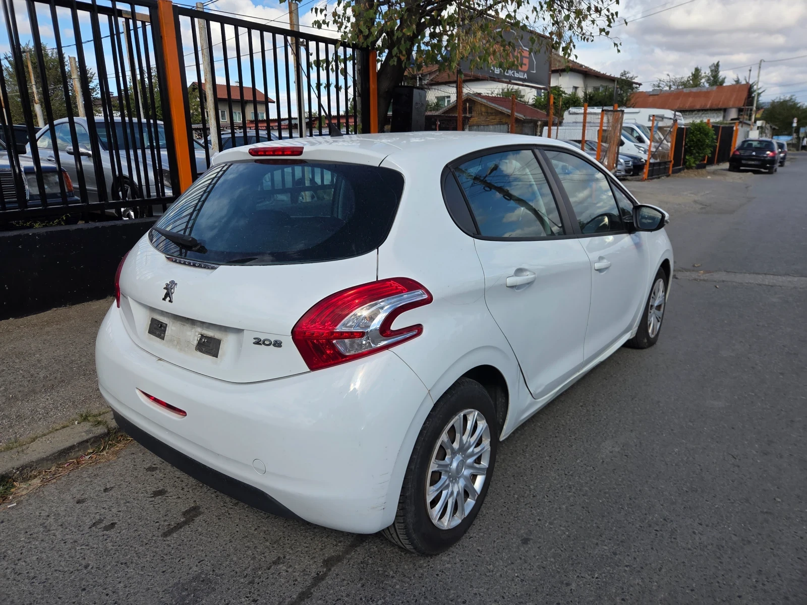 Peugeot 208 1, 400GPL EURO5B , снимка 6 - Автомобили и джипове - 56215157