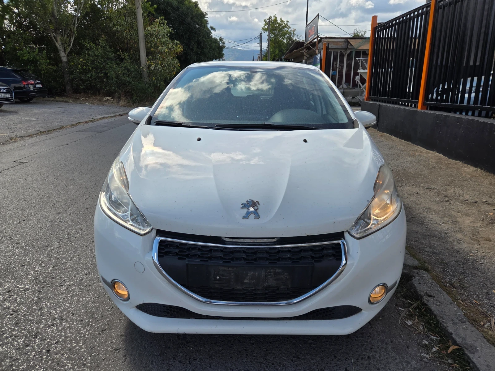 Peugeot 208 1, 400GPL EURO5B , снимка 2 - Автомобили и джипове - 56215157