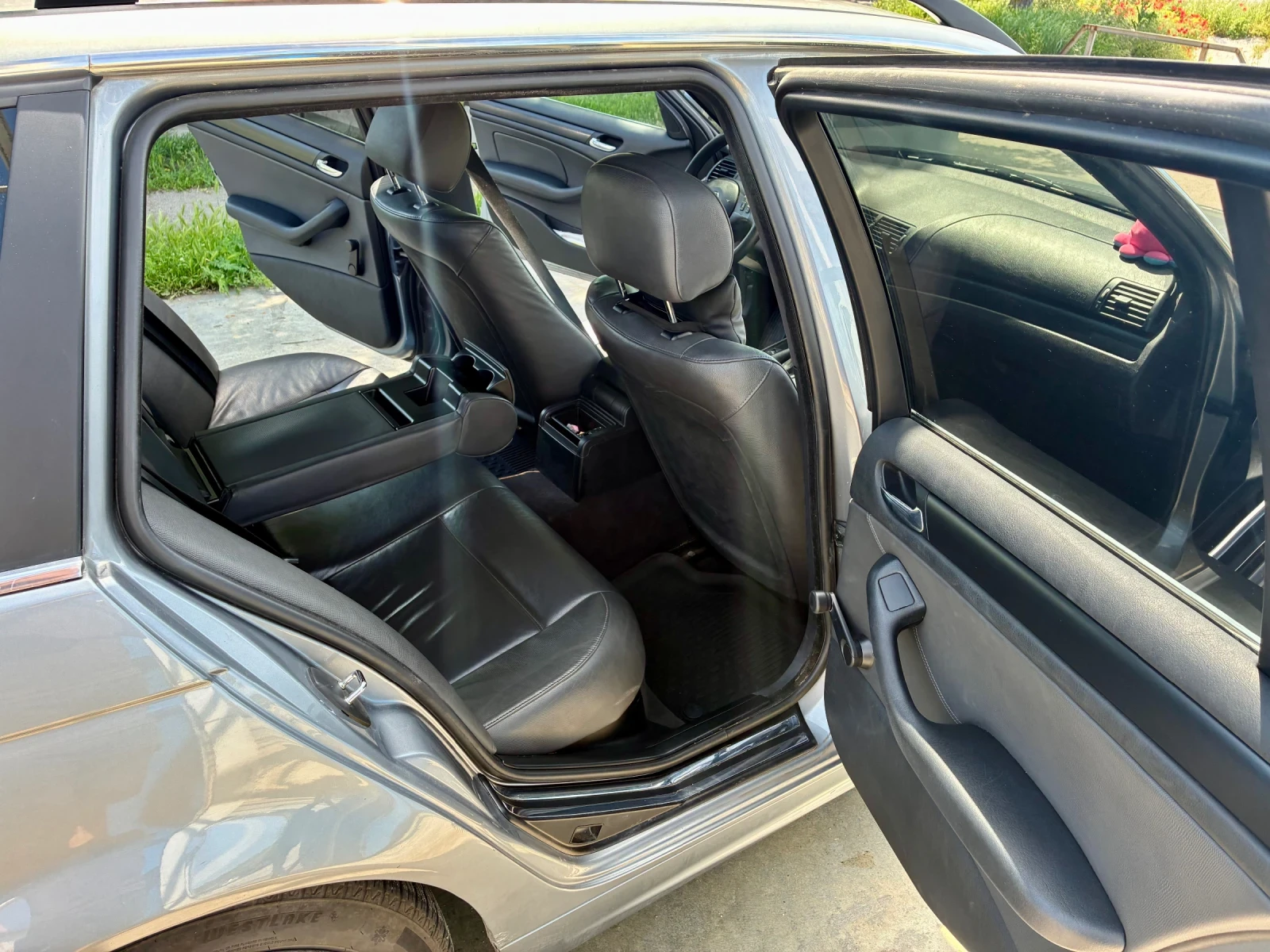 BMW 318 LPG, снимка 11 - Автомобили и джипове - 56345899