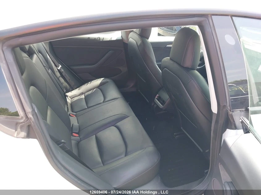 Tesla Model 3 Standard Range RWD, снимка 8 - Автомобили и джипове - 56405043