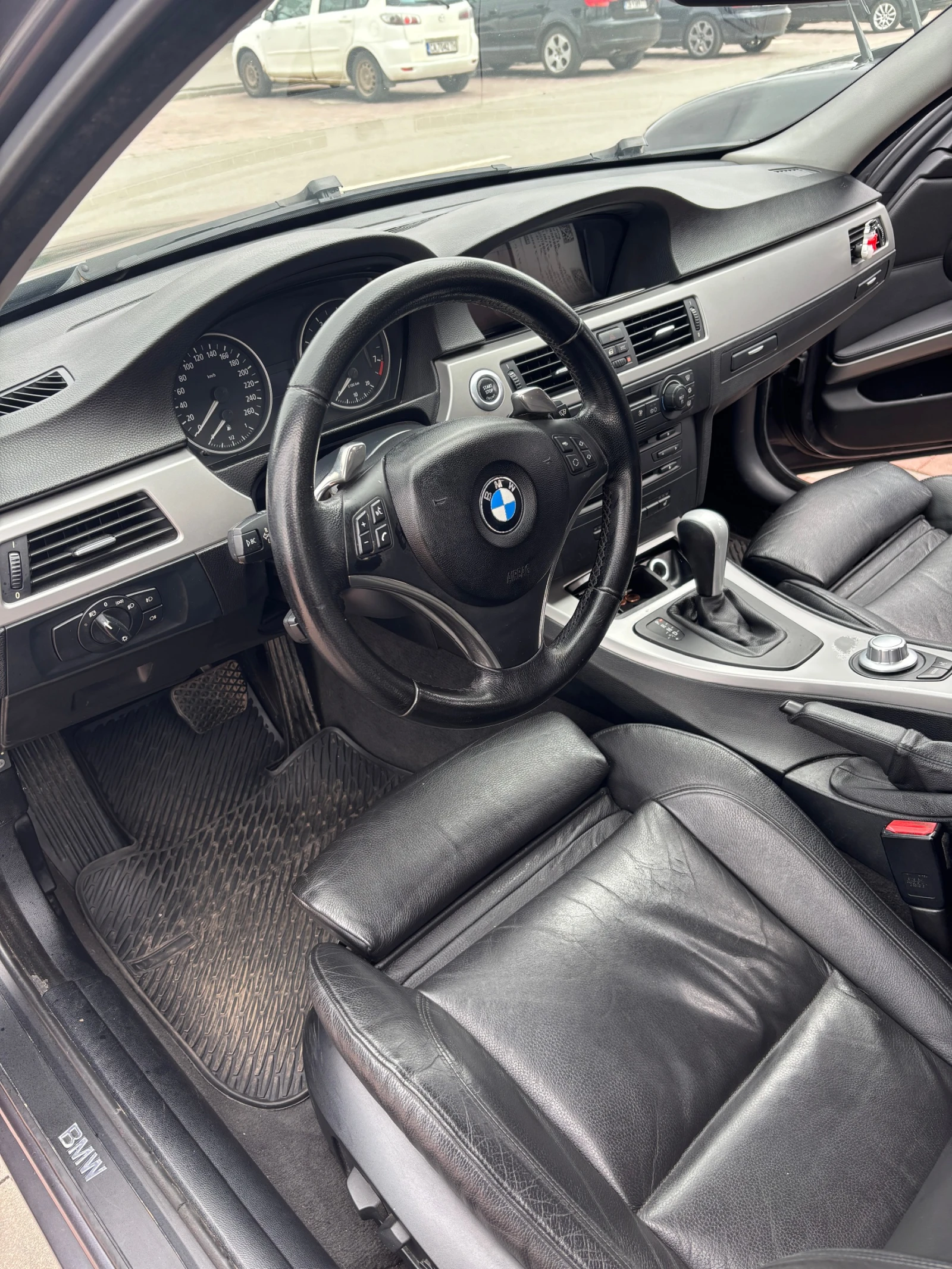 BMW 330, снимка 9 - Автомобили и джипове - 56590835