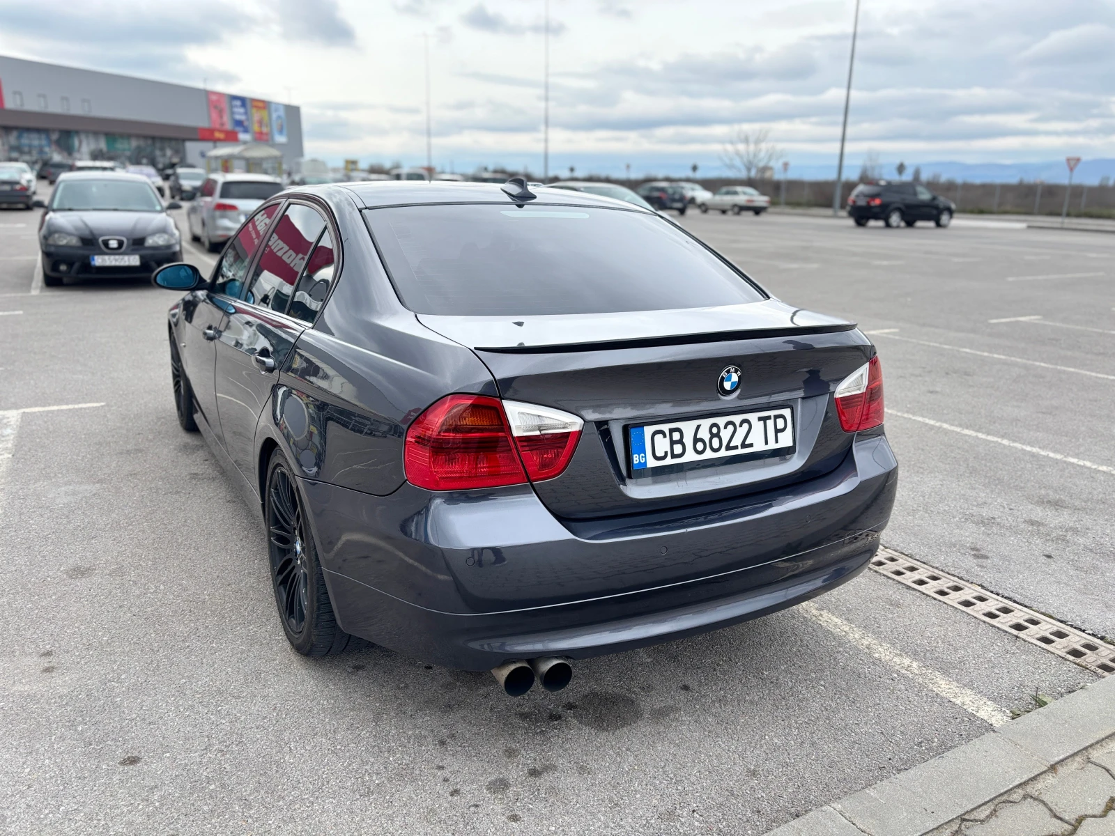 BMW 330, снимка 8 - Автомобили и джипове - 56590835