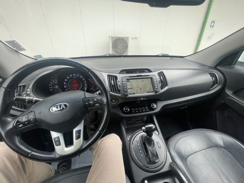 Kia Sportage, снимка 5 - Автомобили и джипове - 46068946