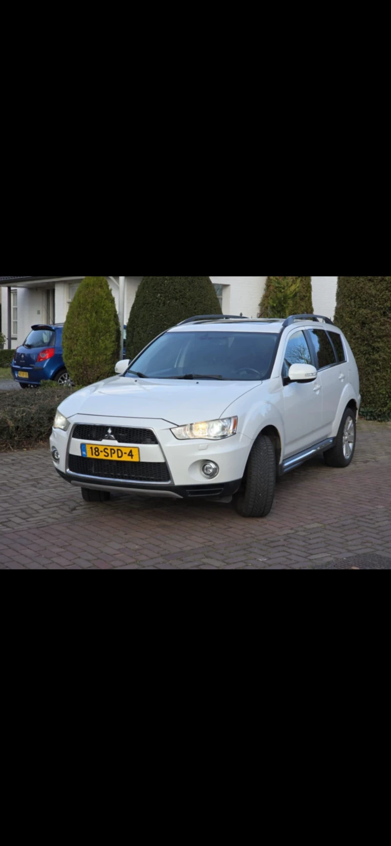 Mitsubishi Outlander, снимка 4 - Автомобили и джипове - 49250107