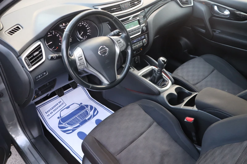 Nissan Qashqai 1.2i, снимка 10 - Автомобили и джипове - 52115821