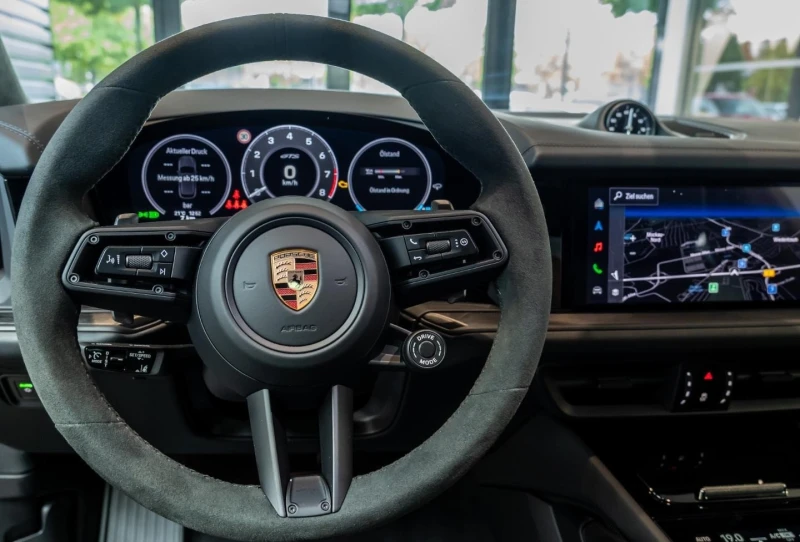 Porsche Cayenne GTS/FACELIFT/SPORT DESIGN/JAVA GREEN/BURM/PANO/HUD, снимка 11 - Автомобили и джипове - 52201856