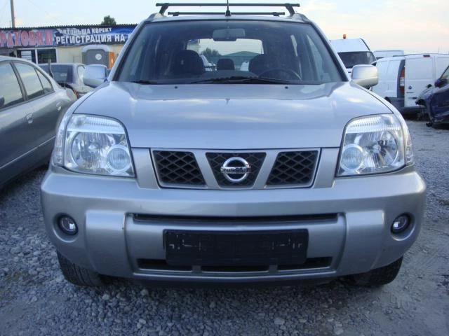 Nissan X-trail 2.2 TD-136k.c., снимка 2 - Автомобили и джипове - 15107606