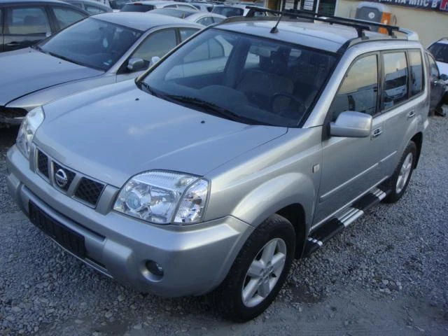 Nissan X-trail 2.2 TD-136k.c., снимка 1 - Автомобили и джипове - 15107606