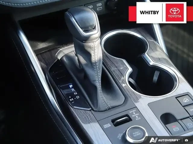 Toyota Highlander * Limited * CARFAX * ПРЕДСТАВИТЕЛСТВО * 360 * ПОДГ, снимка 12 - Автомобили и джипове - 53448214