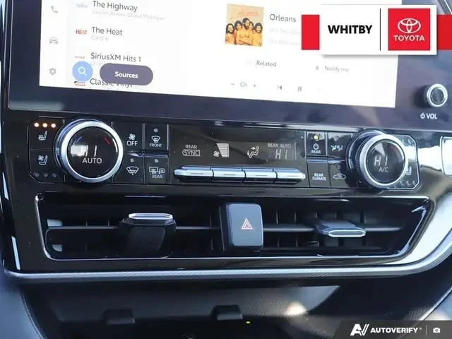 Toyota Highlander * Limited * CARFAX * ПРЕДСТАВИТЕЛСТВО * 360 * ПОДГ, снимка 13 - Автомобили и джипове - 53448214