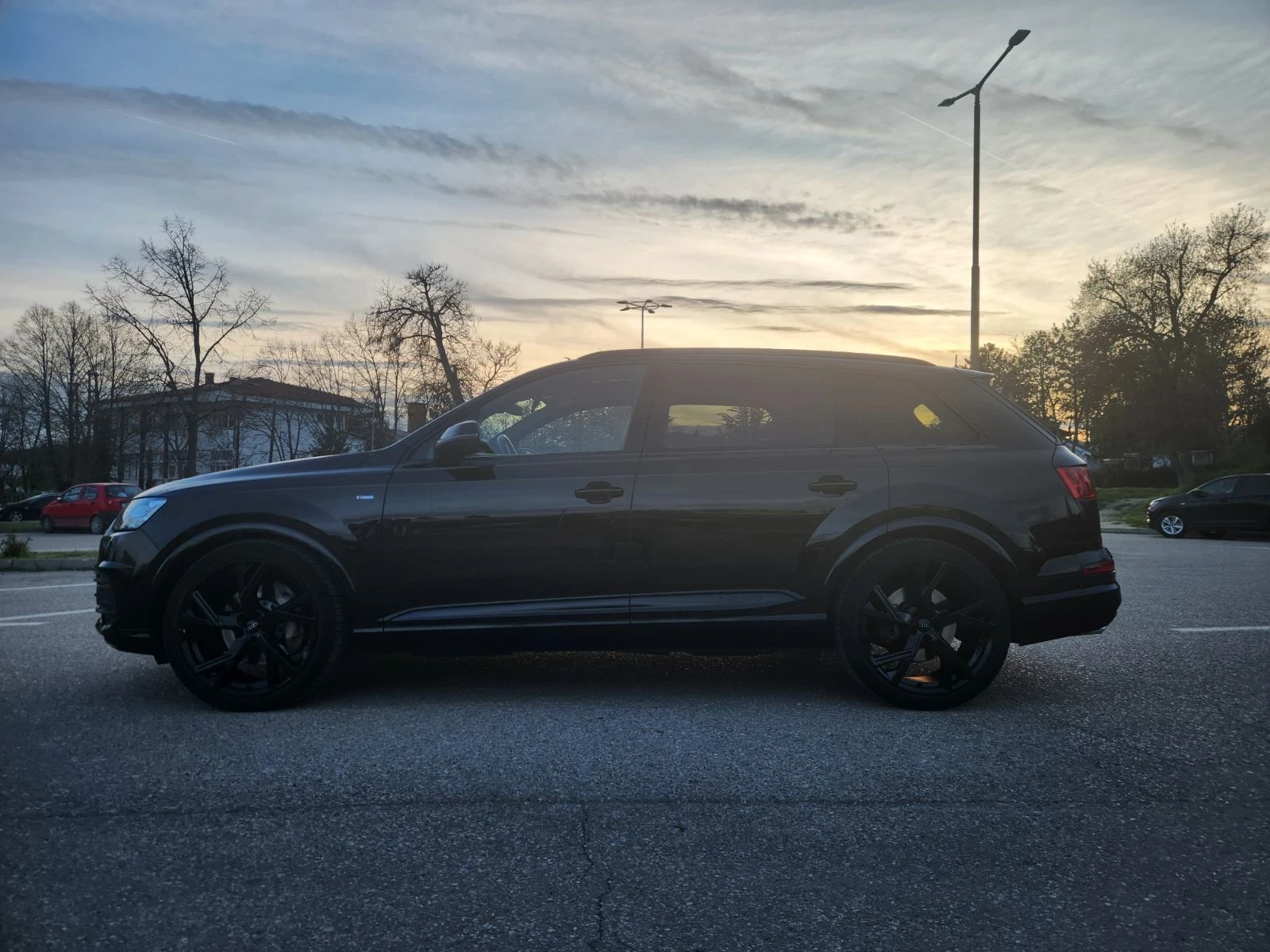Audi Q7 30d TDI S line - изображение 6