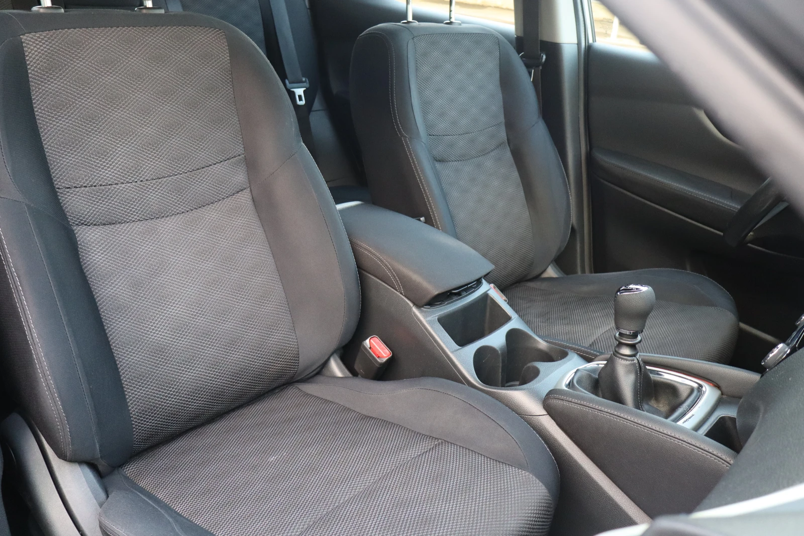 Nissan Qashqai 1.2i | Mobile.bg   15