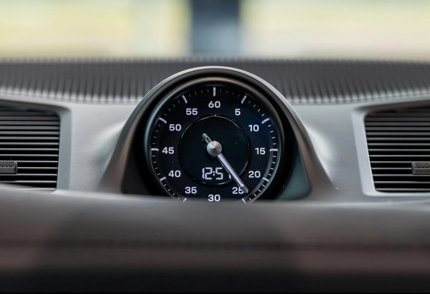 Porsche Cayenne GTS/FACELIFT/SPORT DESIGN/JAVA GREEN/BURM/PANO/HUD | Mobile.bg   12