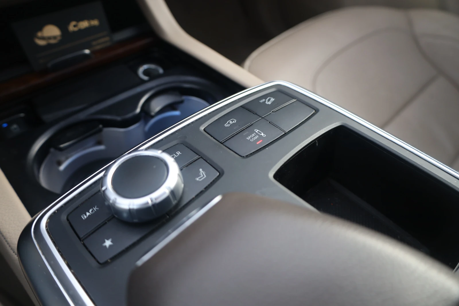 Mercedes-Benz GL 550 AMG 4M AIR KeyGO PANO SoftClos 360Kam MASSAGE iCar | Mobile.bg � ����������� 16