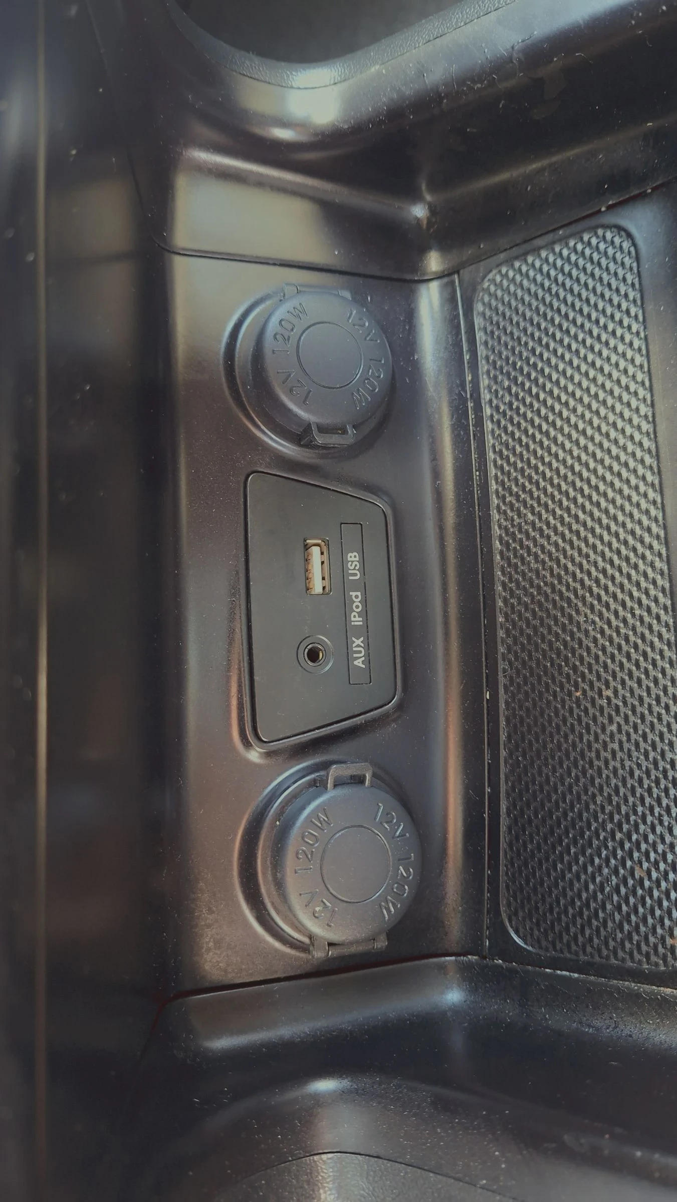 Hyundai IX35 2.0CRDI-4X4 | Mobile.bg � ����������� 11