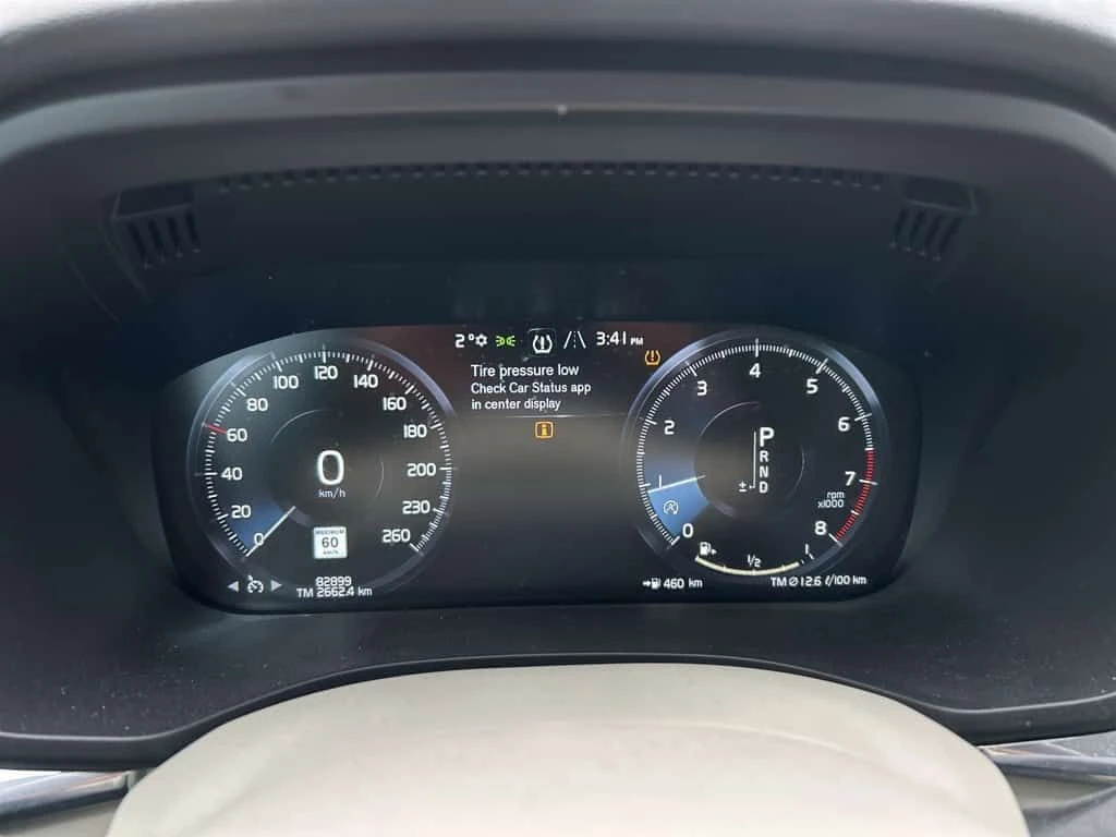 Volvo XC60 * Momentum * CARFAX * ЦЕНА ДО БГ, снимка 10 - Автомобили и джипове - 53891349