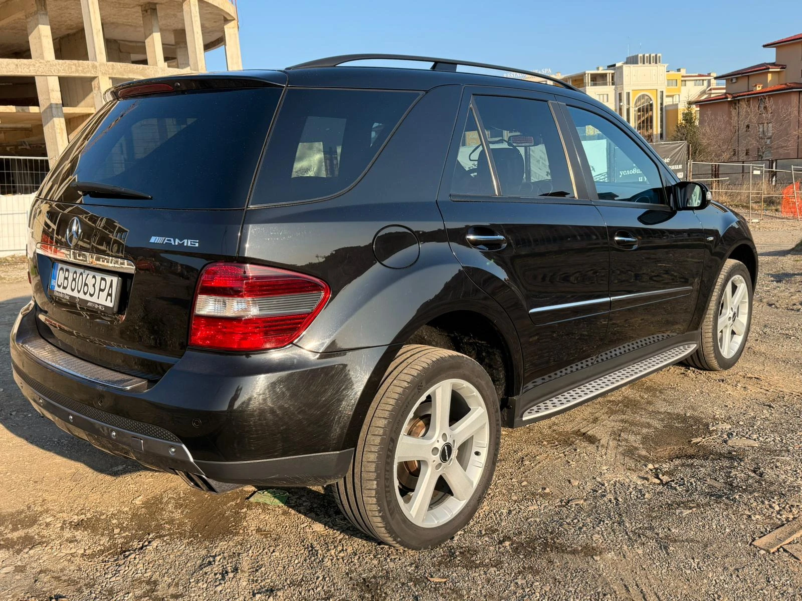 Mercedes-Benz ML 320 Edition 1 AMG Performance S / 2LOOK Edition, снимка 4 - Автомобили и джипове - 53978740