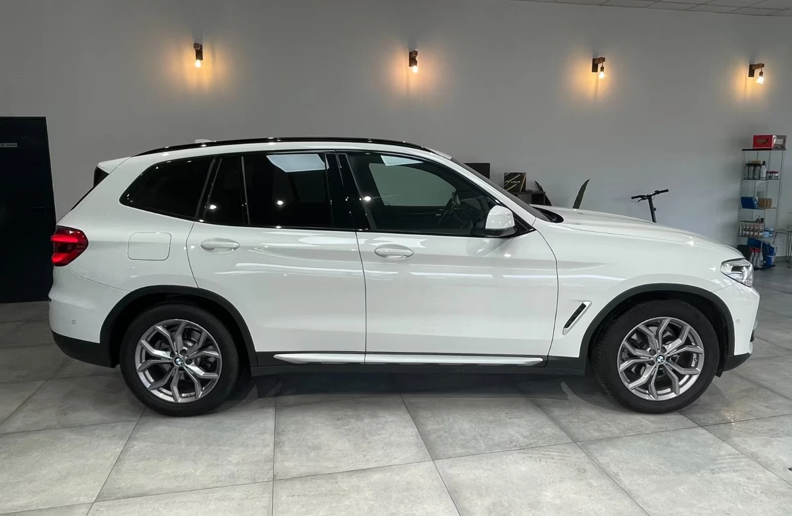 BMW X3 xDrive/20d/190HP/АВТОМАТ/FULL/CAM/LED/, снимка 3 - Автомобили и джипове - 54064339