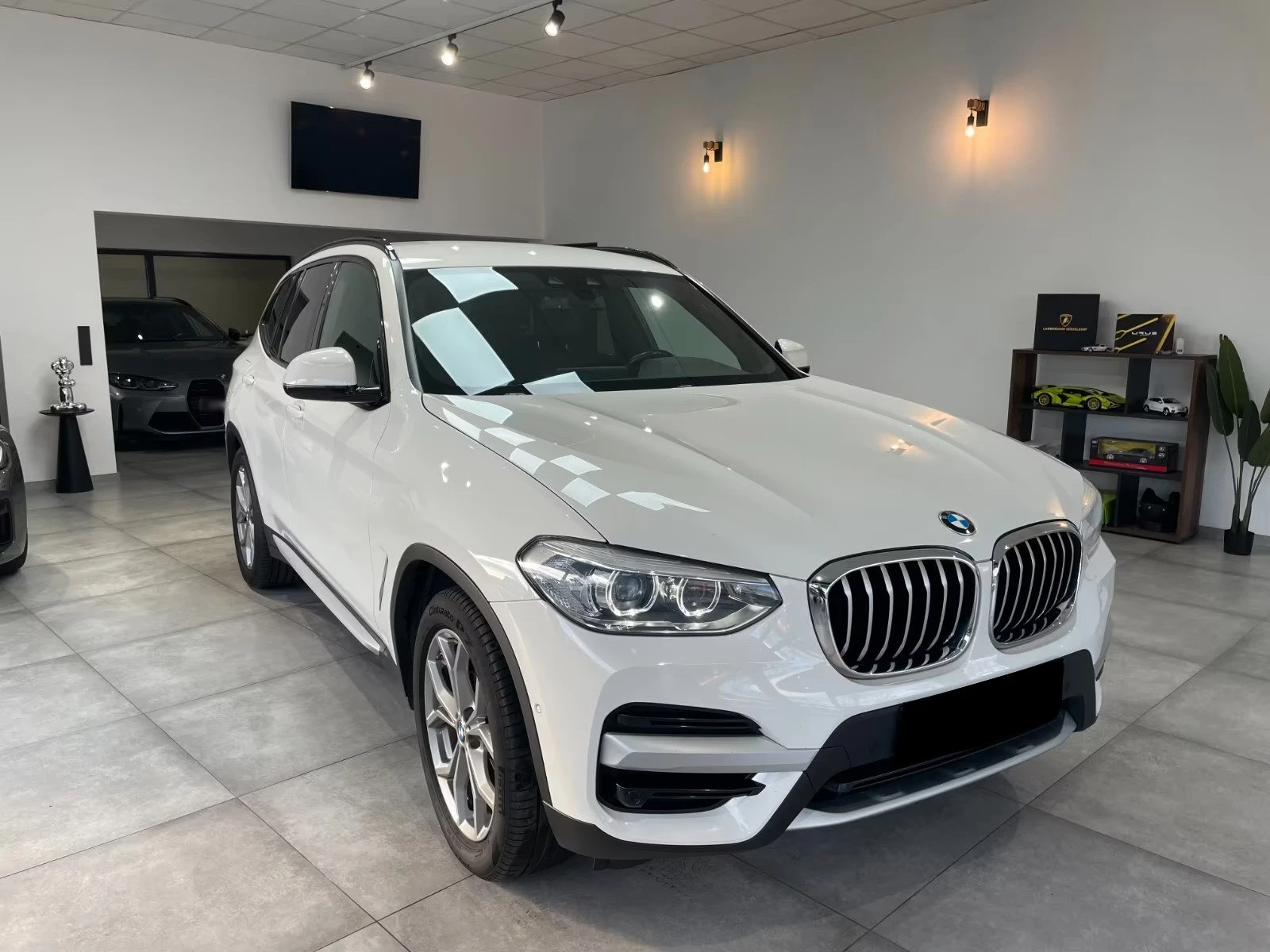 BMW X3 xDrive/20d/190HP/АВТОМАТ/FULL/CAM/LED/ | Auto.bg — изображение 1