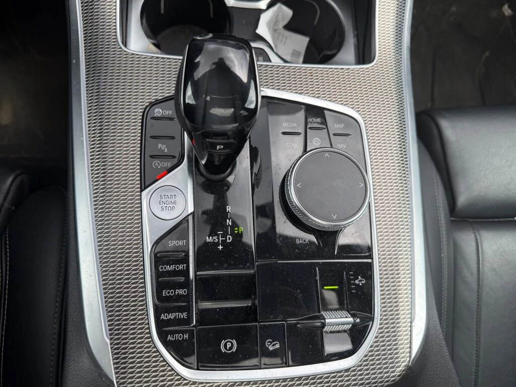 BMW X5 40i* M-SPORT* LASER* ПАНОРАМА* ПОДГРЕВ* КАМЕРА, снимка 13 - Автомобили и джипове - 55058447