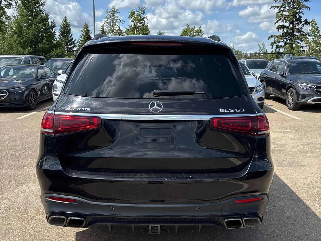 Mercedes-Benz GLS 63 AMG ДИСТРОНИК * 360 * BURMESTER * PANO * ОБДУХВАНЕ, снимка 4 - Автомобили и джипове - 55094057
