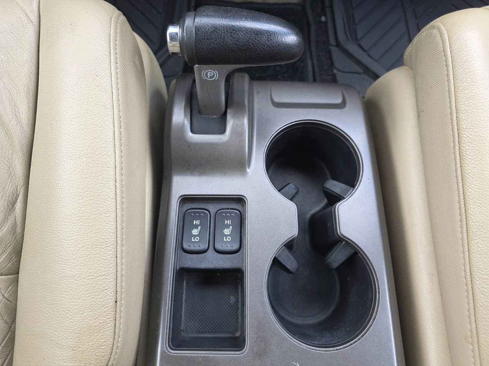 Honda Cr-v 2.2 i-CDTi, снимка 16 - Автомобили и джипове - 55233375
