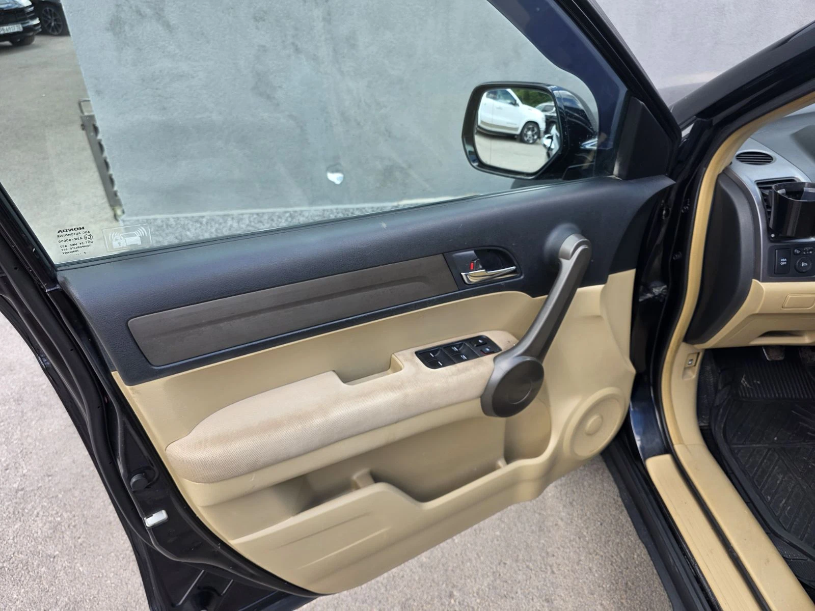 Honda Cr-v 2.2 i-CDTi, снимка 8 - Автомобили и джипове - 55233375