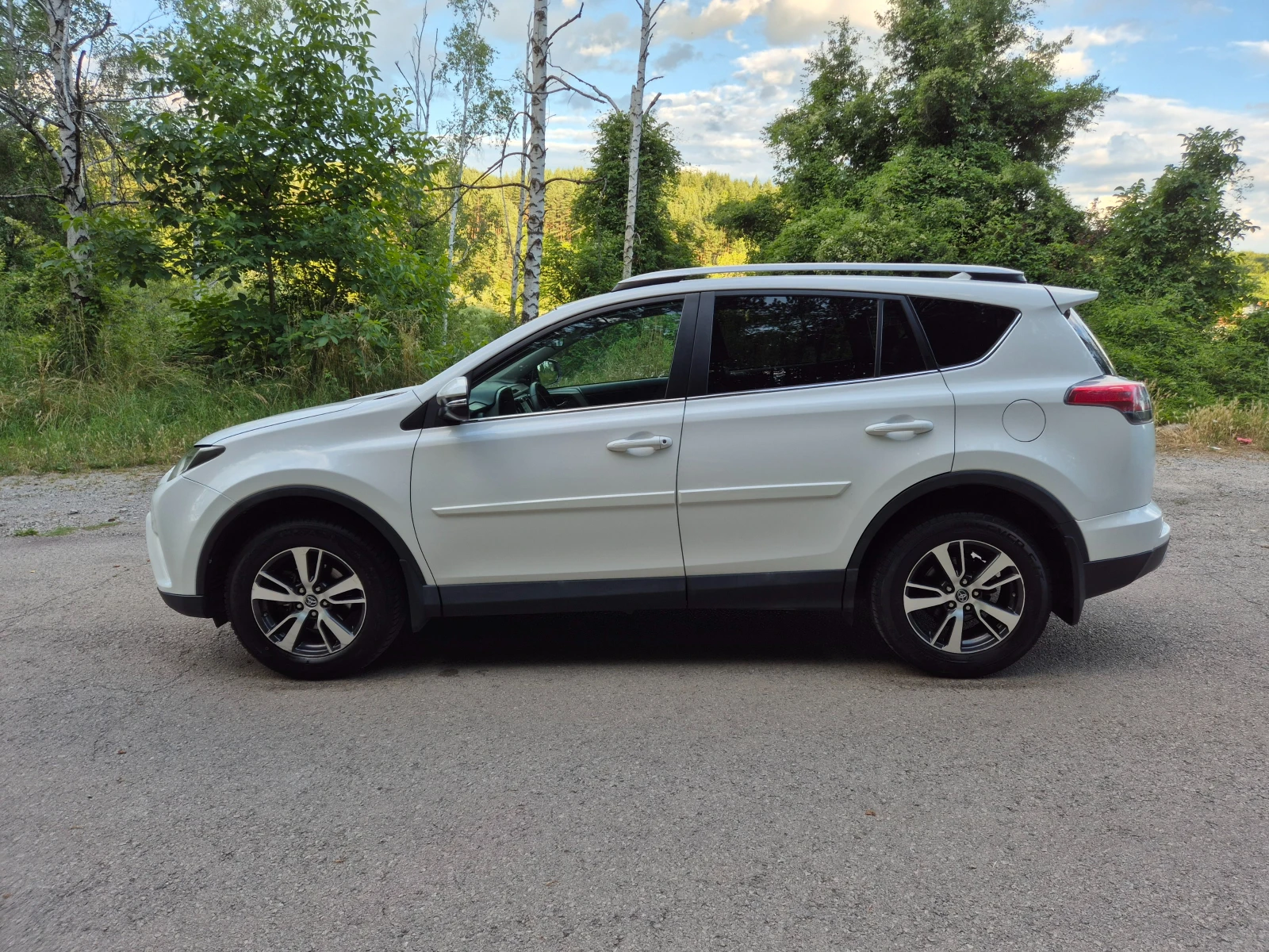 Toyota Rav4 2.5L 4X4, снимка 4 - Автомобили и джипове - 55317472