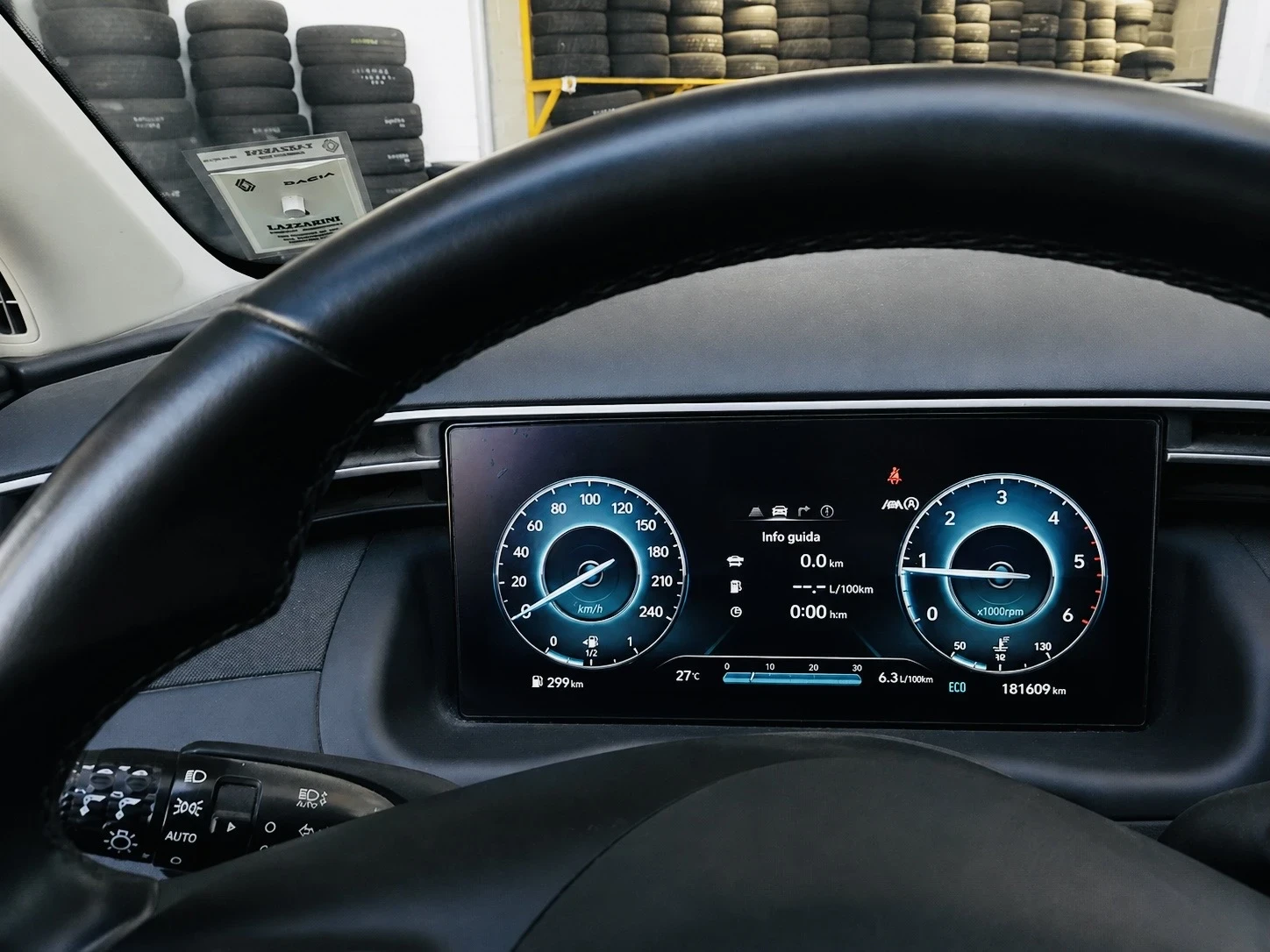 Hyundai Tucson 1.6 cdri ОЧАКВАН ВНОС 05.0.8.2026, снимка 9 - Автомобили и джипове - 55500051