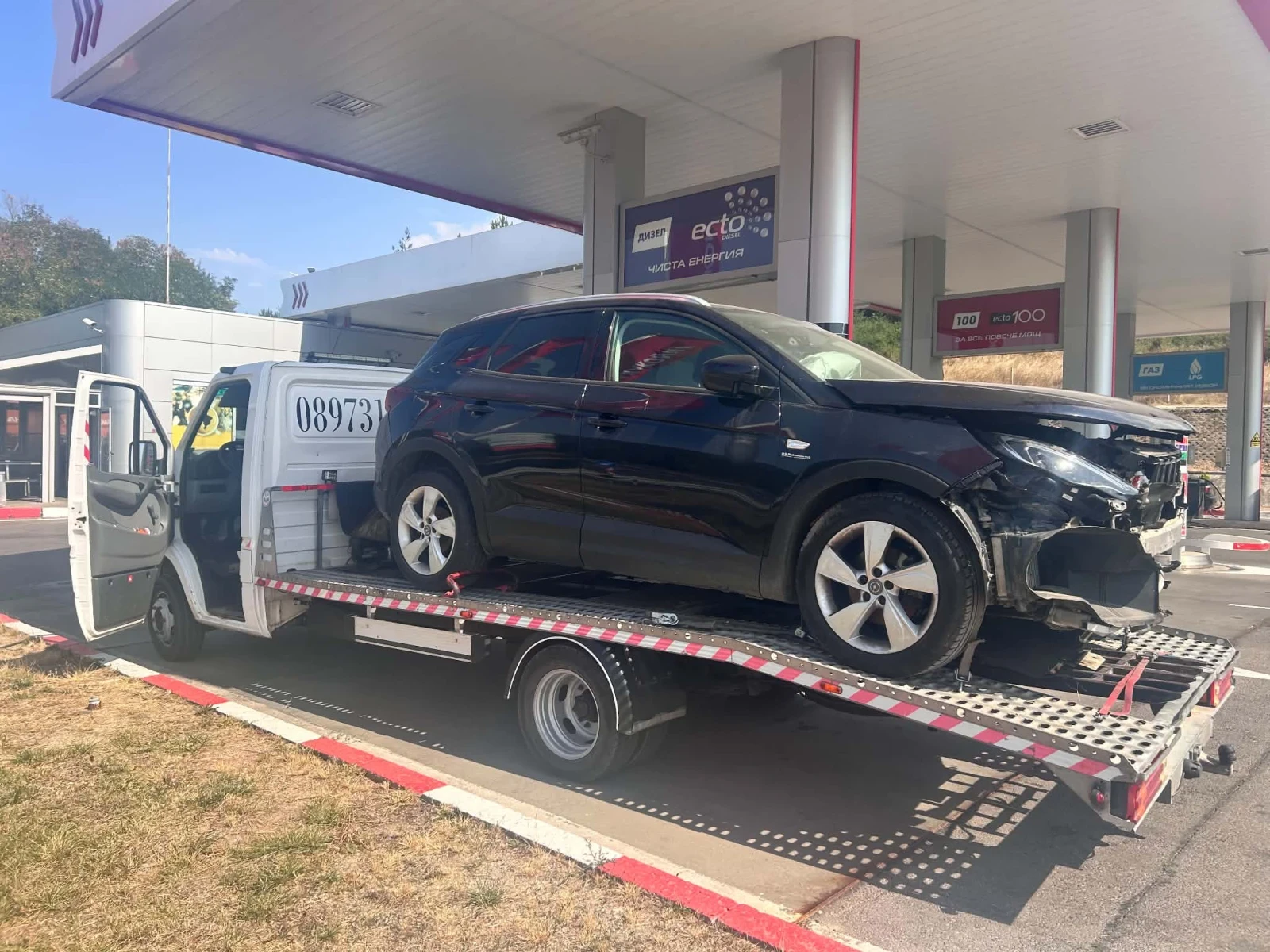 Opel Grandland X 1.2 бензин турбо, снимка 12 - Автомобили и джипове - 56102610