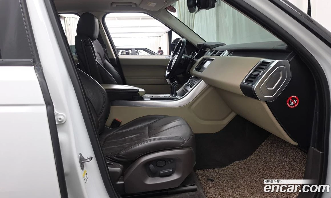 Land Rover Range Rover Sport 3.0 SDV6 HSE Dynamic, снимка 11 - Автомобили и джипове - 56123260