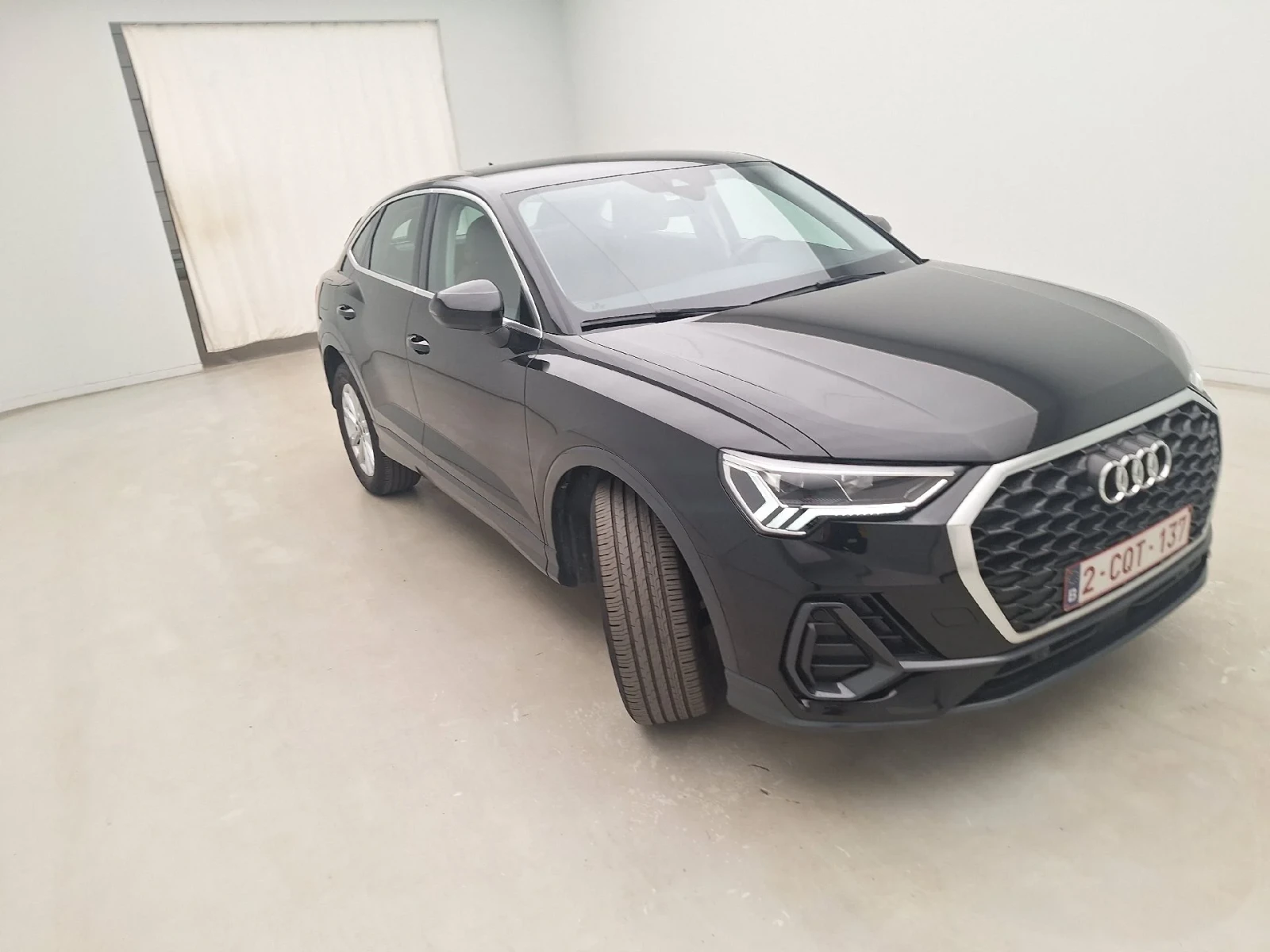Audi Q3 Sportback 45 TFSI e S tronic Leather Navi, снимка 3 - Автомобили и джипове - 56205633