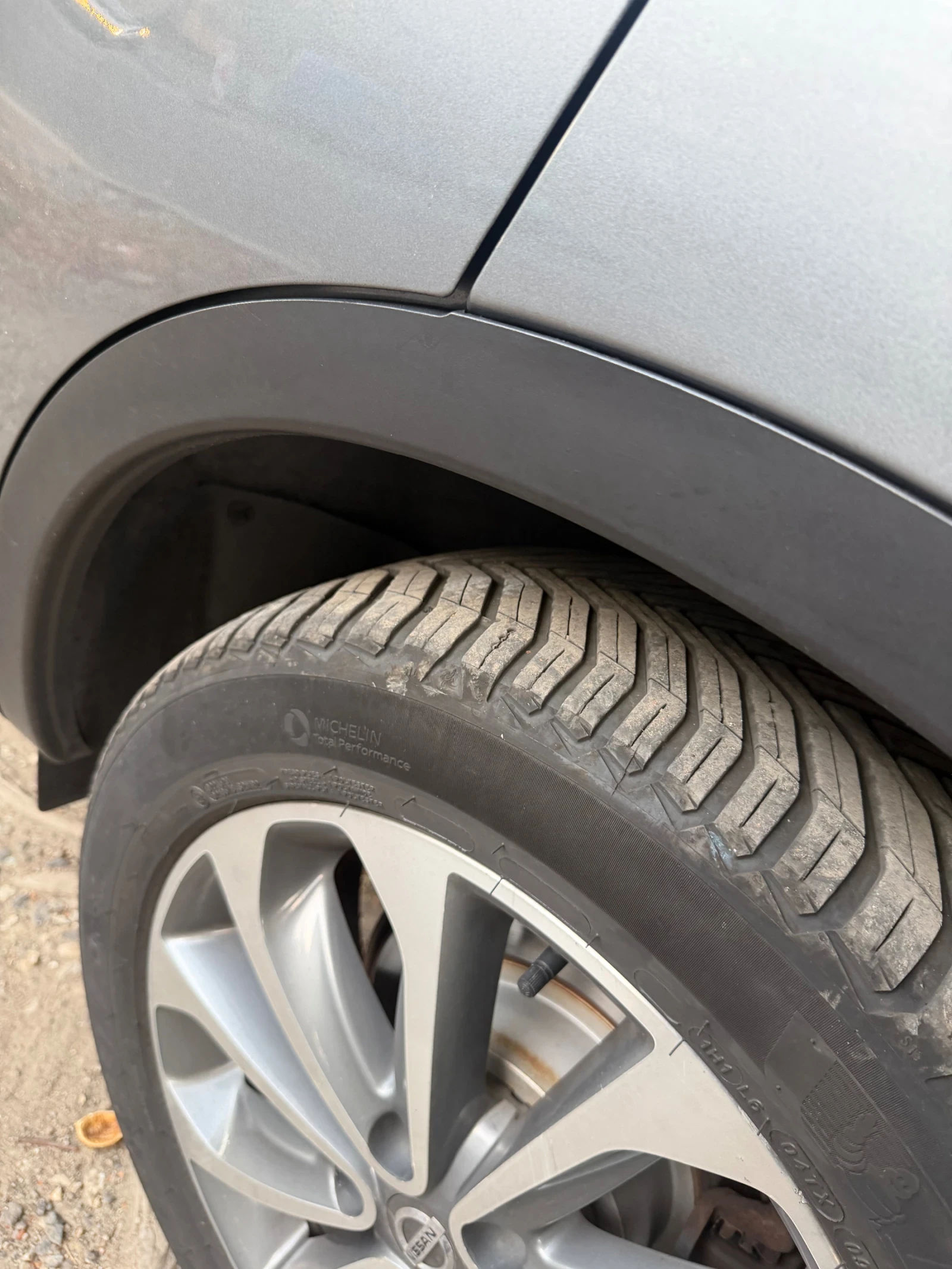 Nissan Qashqai, снимка 7 - Автомобили и джипове - 56510940