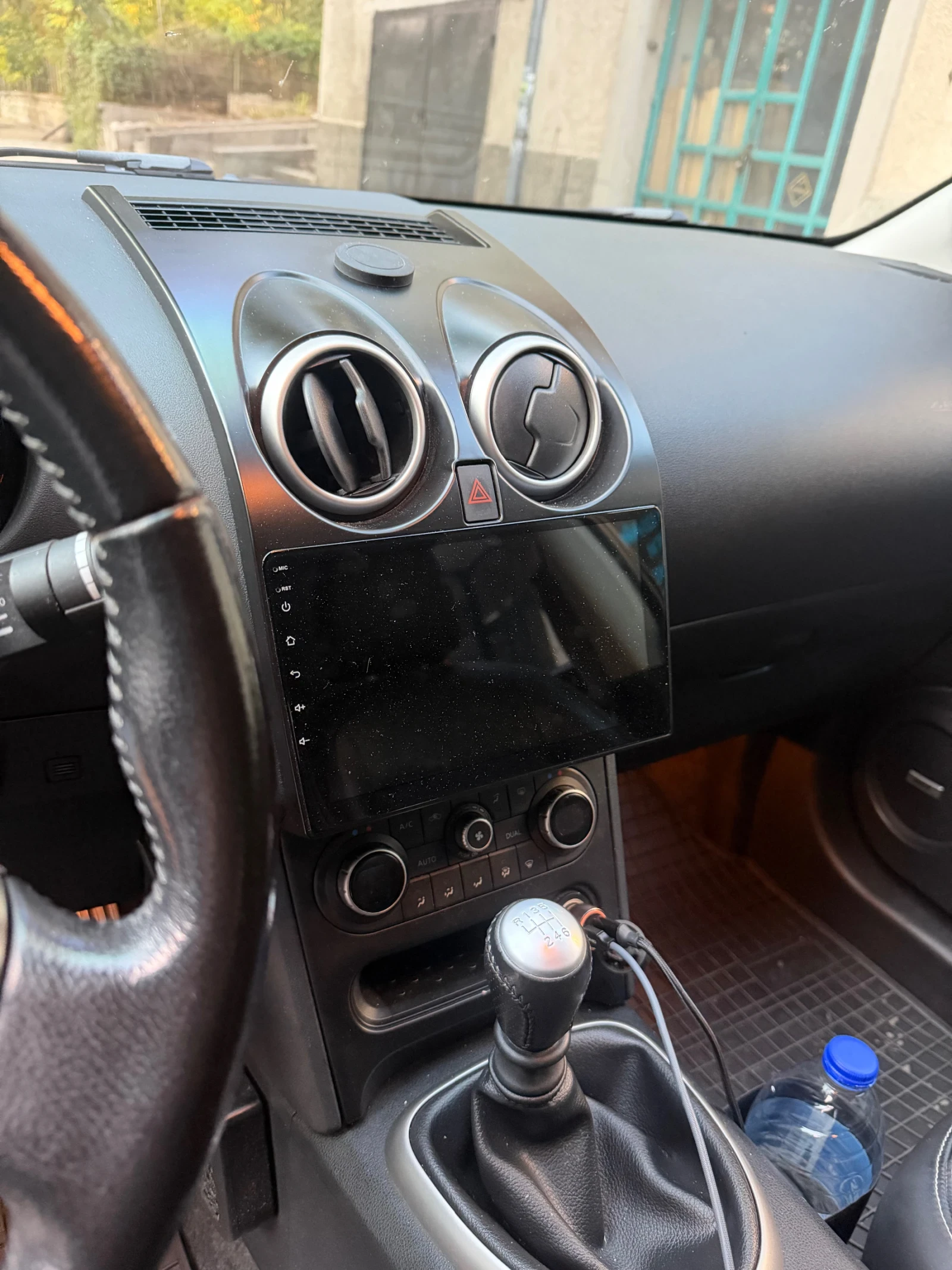 Nissan Qashqai, снимка 11 - Автомобили и джипове - 56510940