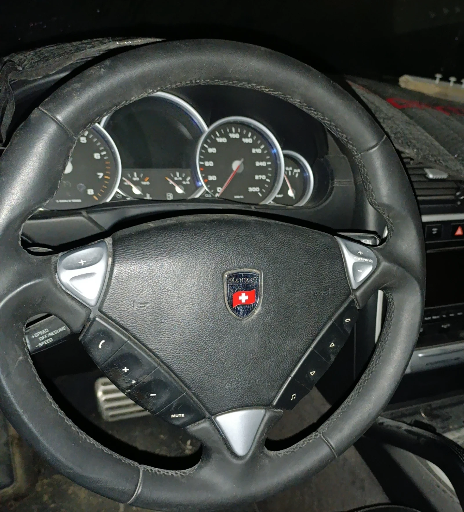 Porsche Cayenne 4.8 turbo, снимка 7 - Автомобили и джипове - 56596926